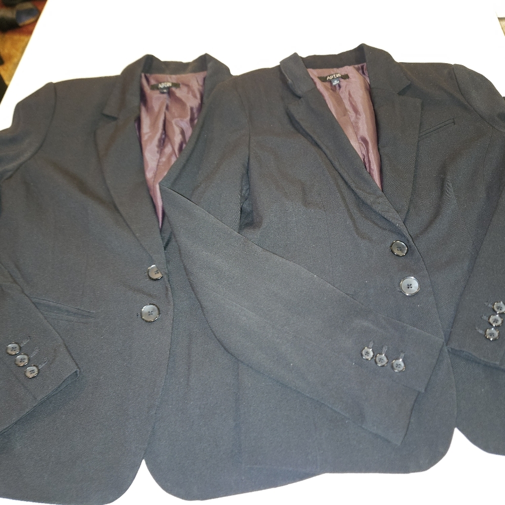 "Apt 9" 3- Button Fully lined Size 10 Blazers-LAST ONES $12/blazer